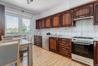 Dom w Poznaniu -7 pokoi, garaż, piwnica, ogród