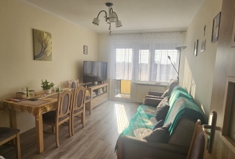 Mieszkanie trzy pokojowe Góra 53 m.kw