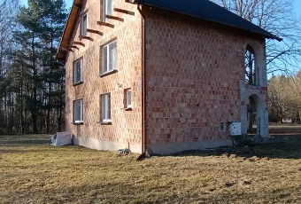 Dom piętrowy z dużą przestronną działką SPRZEDAM