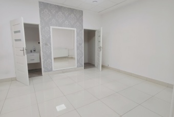 Lokal usługowy 220mkw Ostrołęka - duże sale