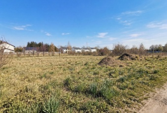 Przestronne działki budowlane w Kiekrzu