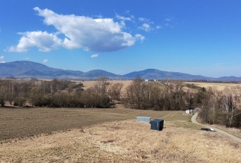 Działka z pozwoleniem na budowę domu 144m2 + garaż