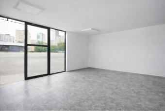 Handlowo Usługi Czerniakowska róg Bartyckiej 60 m2