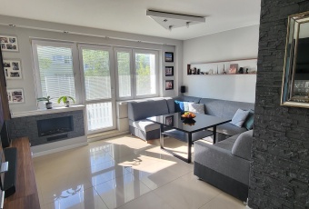 Atrakcyjne DWUSTRONNE 64m Wysoki Satandard 