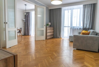 CICHE PRZESTRONNE/ Rondo ONZ/ ŚRÓDMIEŚCIE /3 POK