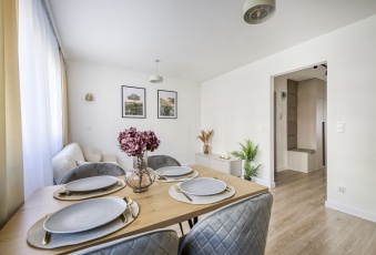  | bezpośrednio | wysoki standard | garderoba |