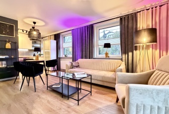 Eleganckie 2 pokoje, gotowe do zamieszkania.