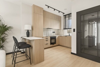 Gotowy do zamieszkania segment narożny z ogrodem!