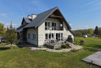 DOM JEDNORODZINNY– JASŁO, SOBNIÓW - 239 M²