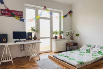 Klimatyczna kamienica pl. Szambeka, 2 piętro