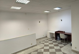 Lokal biurowo-handlowy-usługowy z witryną, b.metra