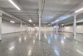 Lokal na magazyn lub produkcję - 898m2 - Łódź