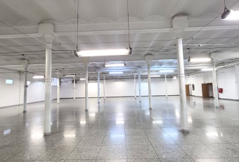 Lokal na magazyn / produkcję - 898m2 - Łódź
