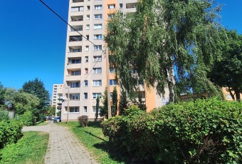 2 pokoje/ 45m2/ wieżowiec z windą