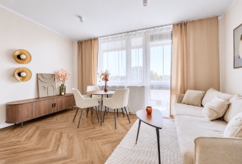 Bezpośrednio 4 pokoje po remoncie, duża loggia, KW