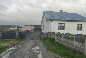 Siedlisko z domem 100 m² 