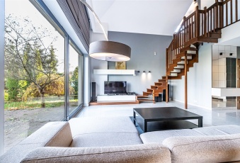 Salon o wysokości 6 m