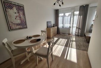 Mieszkanie Warszawa - Blok za 2950zł o powierzchni 52 mkw. na 5 piętrze 