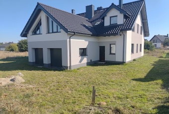 Dom Bliźniak z garażem i ogrodem,6 pokoi, Różyny